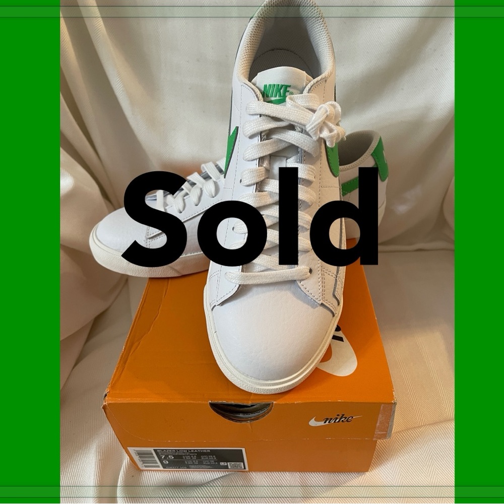 Women’s Nike Blazer Low All Leather Sneakers